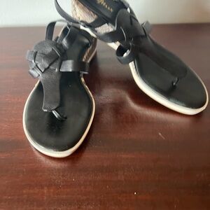 Women’s Cole Haan Black Leather T-Strap Sandals with White Sole wedge size 8.5
